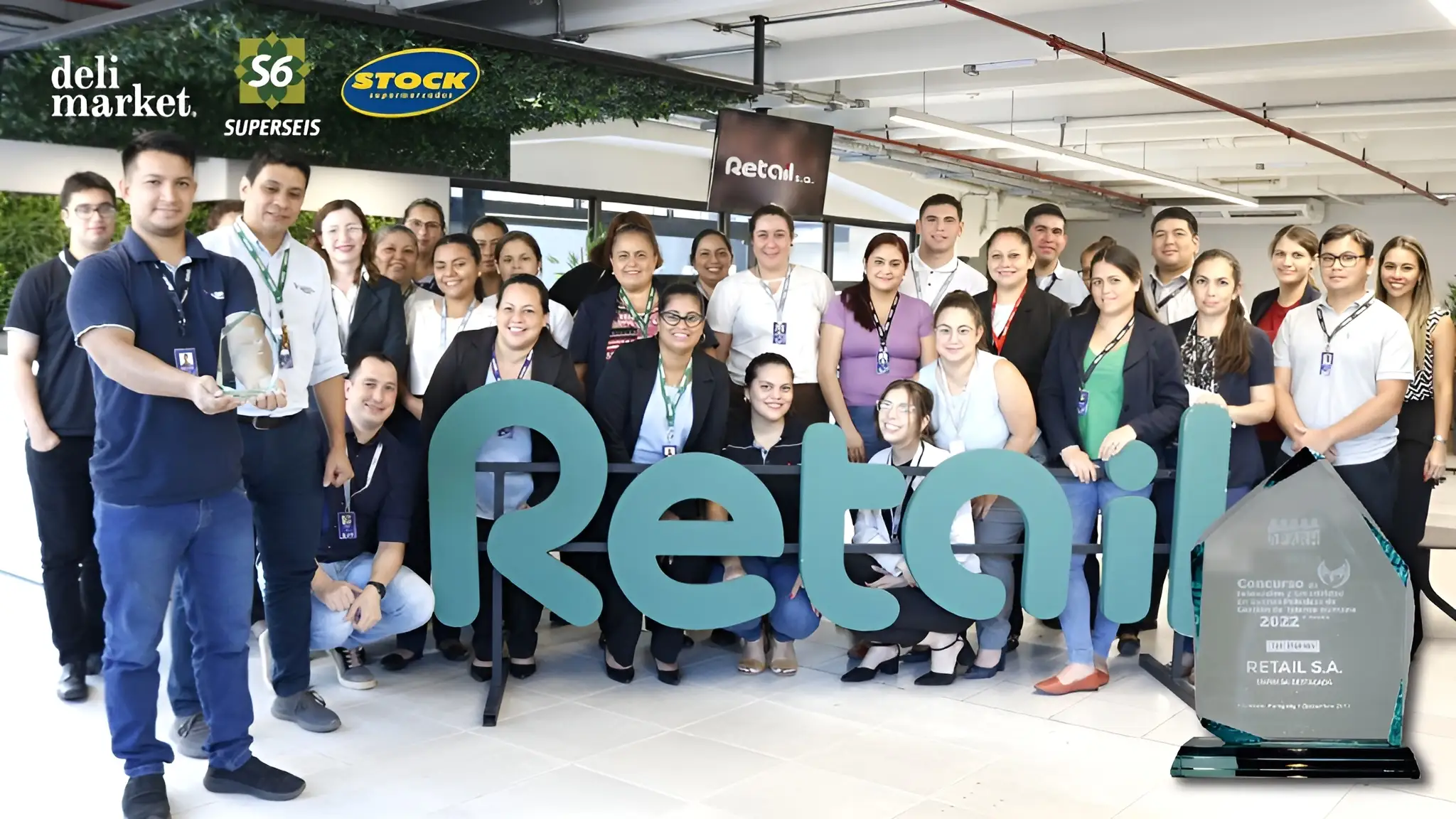 Foto de empleados de la empresa Retail S.A.